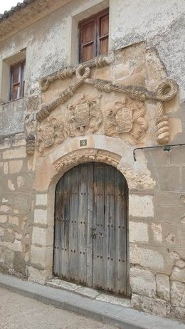 Fachada de la Casas del Cordón.