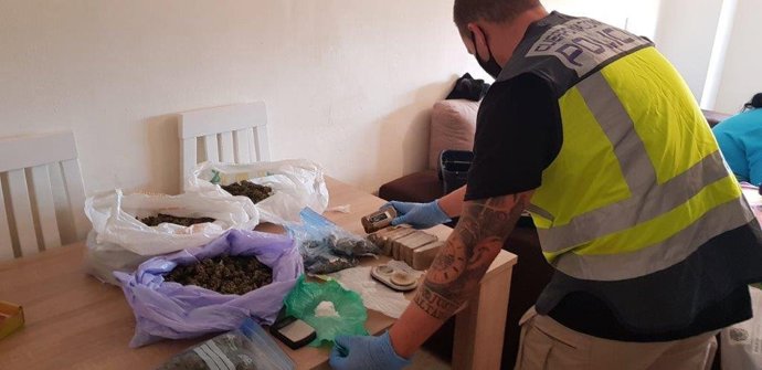 La Policía Nacional despliega un amplio dispositivo en la zona norte y detiene a cinco personas por tráfico de drogas