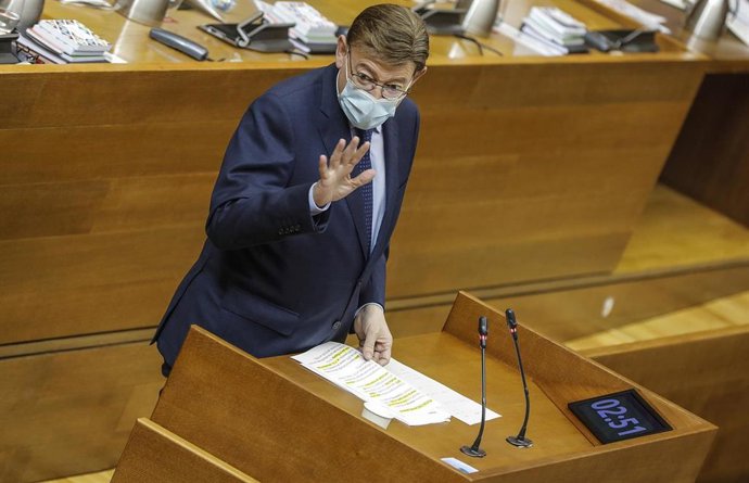 El president de la Generalitat Valenciana, Ximo Puig, durante una sesión de control, a 5 de mayo de 2021, 