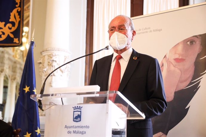 El alcalde de Málaga, Francisco de la Torre, en rueda de prensa en una imagen de archivo 