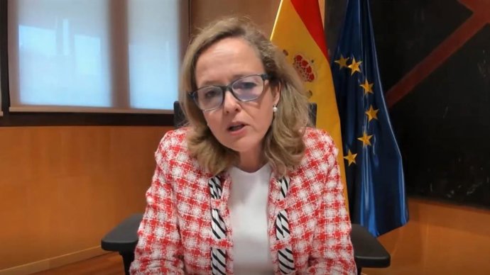 La vicepresidenta económica Nadia Calviño durante su intervención en un acto organizado por el FMI el 5 de abril de 2021