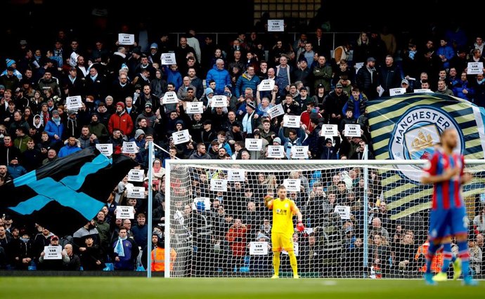 Archivo - Partido con público en el estadio del Manchester City