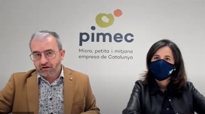 El secretario general de Pimec, Josep Ginesta, a la izquierda, este miércoles en rueda de prensa