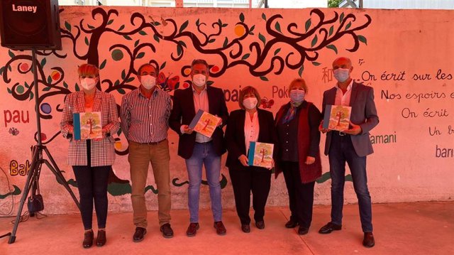 Presentación de la reedición de el libro 'El águila y el gorrión'