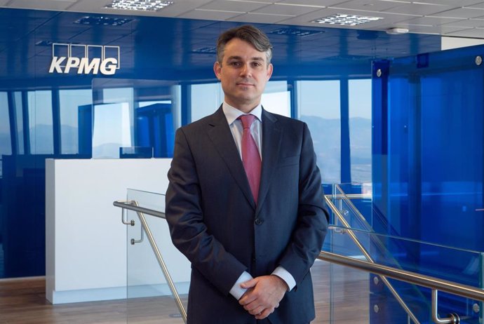 KPMG nombra socio de Auditoría a Enrique Gil