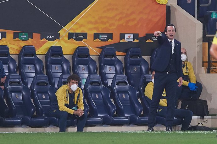 Unai Emery head coach of Villarreal CF during the Europa League semifinal match first leg between Villarreal and Arsenal FC at Estadio de la Ceramica on 29 April, 2021 in Vila-real, Spain
