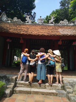 Viajeras en un viaje por Vietnam.