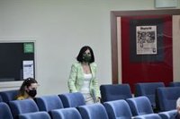 Darias recalca que las CCAA seguirán teniendo "medidas suficientes para seguir manteniendo el virus a raya"