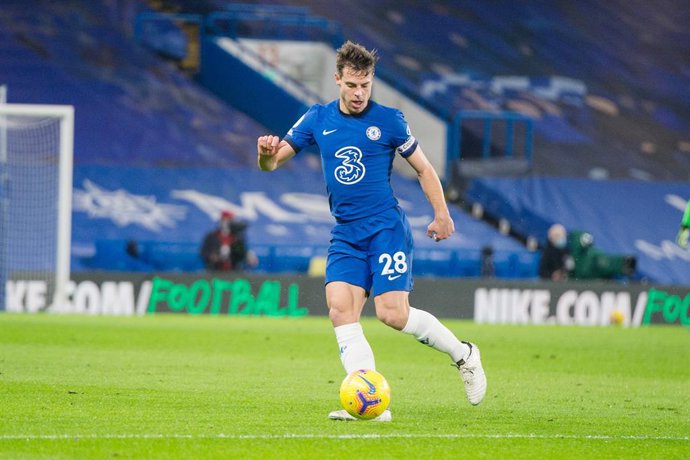 Archivo - Chelsea defender Cesar Azpilicueta during the English championship Premier League football match between Chelsea and Newcastle United on February 15, 2021 at Stamford Bridge in London, England - Photo Tom Smith / ProSportsImages / DPPI