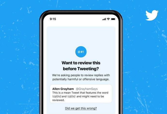 Notificaciones por lenguaje ofensuivo de Twitter.