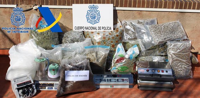 Droga intervenida en la operación 'Matiné' contra un clan de El Ejido (Almería)