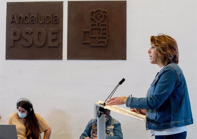 La secretaria general del PSOE-A, Susana Díaz, ofrece una rueda de prensa con motivo de la reunión de la Comisión Ejecutiva regional a 06 de mayo del 2021 en Sevilla. Andalucía, donde ha pedido a  Ferraz adelantar las primarias para la candidatura a la 