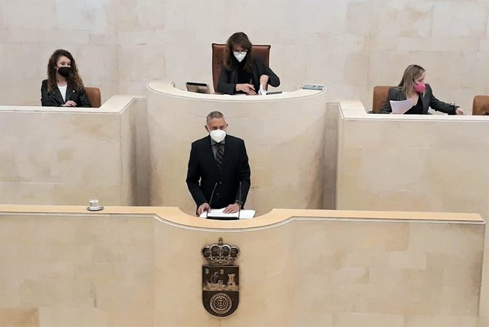 Subdirector general de Ordenación, Farmacia e Inspección del Gobierno de Cantabria, Miguel Mateo Soler