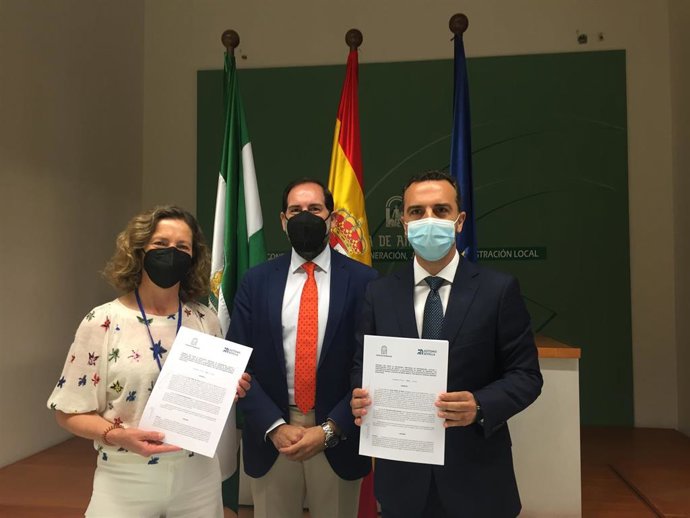 Justicia firma un convenio con Autismo Sevilla
