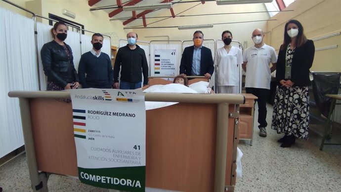 Visita al IES Castillo de la Yedra.