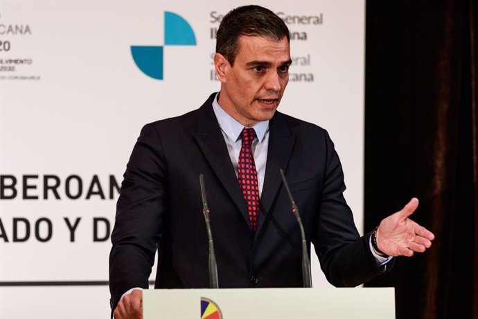 El presidente del Gobierno de España, Pedro Sánchez, comparece ante los medios de comunicación tras la celebración del pleno del XXVII Cumbre Iberoamericana de Jefes de Estado y de Gobierno, a 21 de abril de 2021, en Andorra la Vella (Andorra). La Cumbr