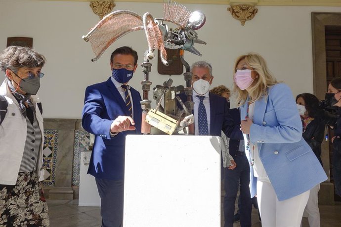 Exposición de arte y reciclaje