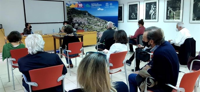 Analizan las paralelismos entre los paisajes de la Ribeira Sacra y la Serra de Tramuntana.