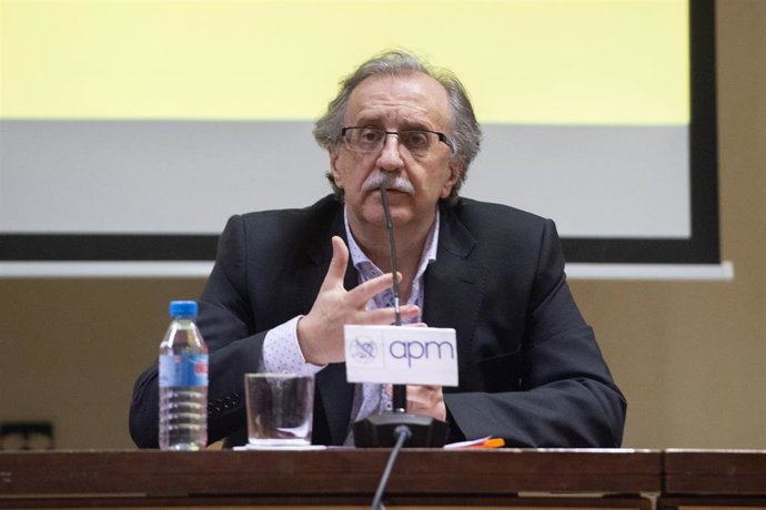 El exdiputado del Parlament de Cataluña Antonio Espinosa, de Ciudadanos, durante una rueda de prensa en Madrid organizada por la plataforma Renovadores Cs.