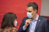 Sánchez anima a la dirección del PSOE citando una frase de Torrijos: "El que se aflije se afloja"