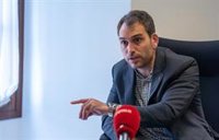 IU apunta que la justicia fiscal no pasa "ni por peajes universales ni por los privilegios fiscales a grandes fortunas"