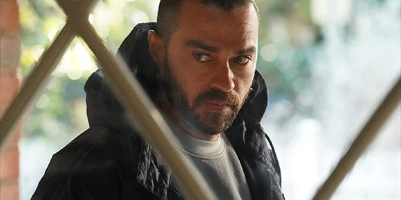 9. Jesse Williams abandona Anatomía de Grey tras 12 temporadas