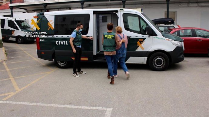 La Guardia Civil detiene en Alicante a cuatro personas por trata de seres humanos y explotación sexual