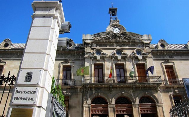 Archivo - Fachada de la Diputación de Jaén.