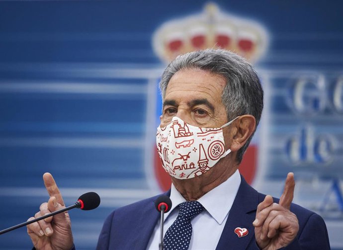 Archivo - El presidente de Cantabria, Miguel Ángel Revilla