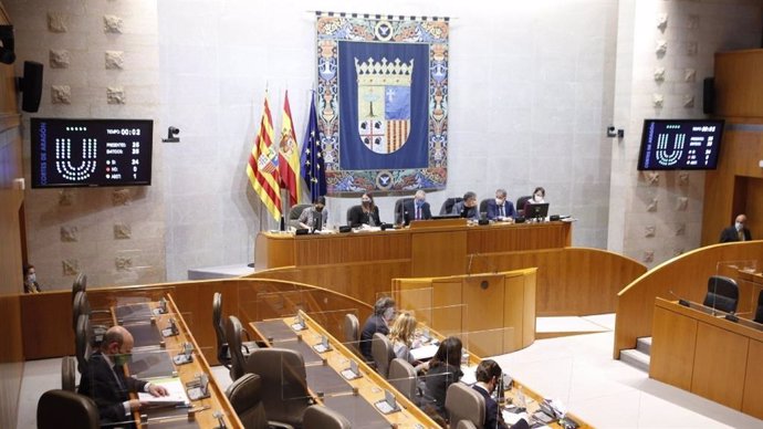 Archivo - Imagen del Pleno de las Cortes de Aragón.