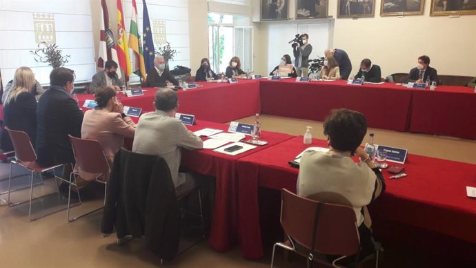 El Ayuntamiento prevé extender a más barrios de Logroño procesos comunitarios similares al de Madre de Dios-San José