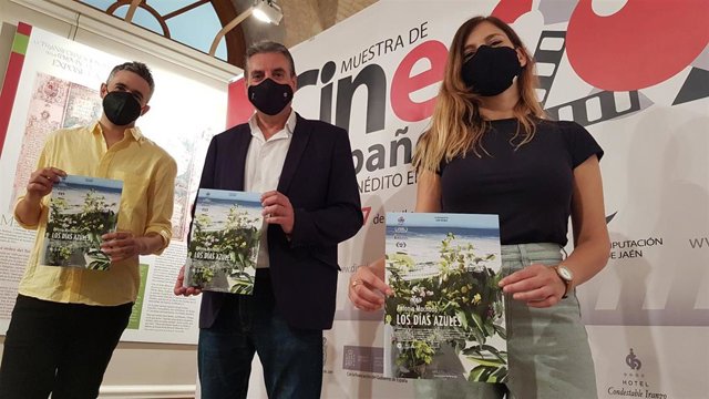 Guillermo Rojas, Ángel Vera y Laura Hojman durante la presentación del documental 'Antonio Machado, los días azules'