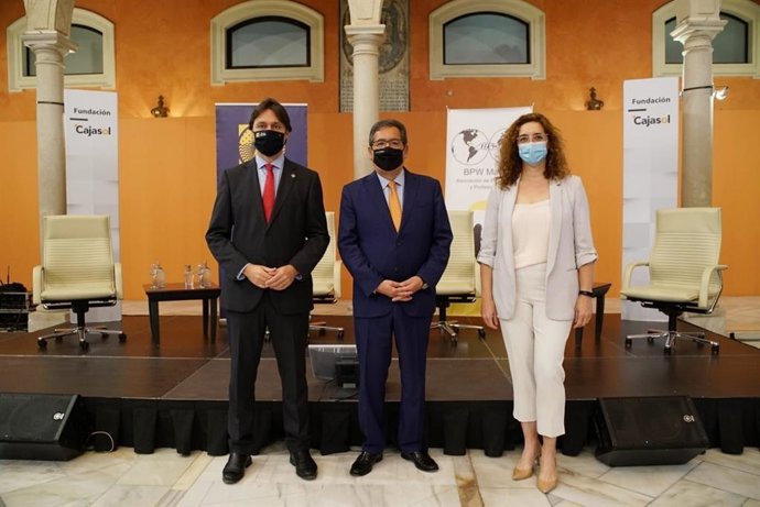 Encuentro de negocios para empresarias de la UPO