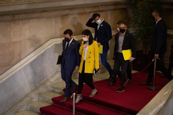 Archivo - El vicepresidente de la Generalitat en funciones y candidato de ERC a la Presidencia, Pere Aragons, la secretaria general adjunta y portavoz de ERC, Marta Vilalta, y dirigentes del partido en una imagen de archivo.