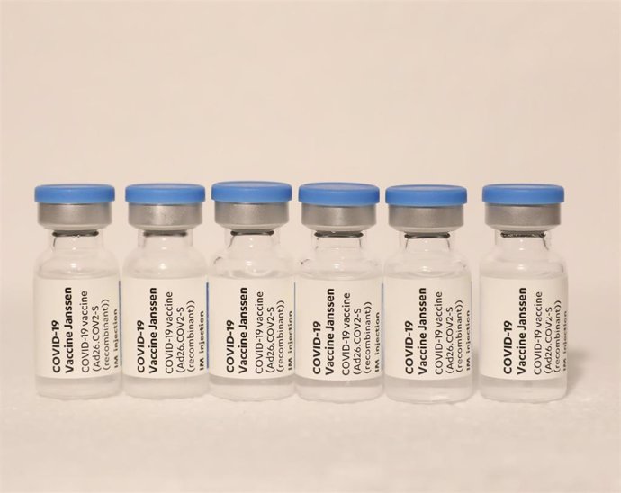 Varios viales de la vacuna de Janssen contra el Covid-19.