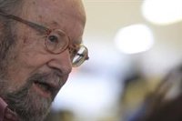 La 2 homenajea esta noche a Caballero Bonald con la emisión del documental 'Cartas desde Argónida'