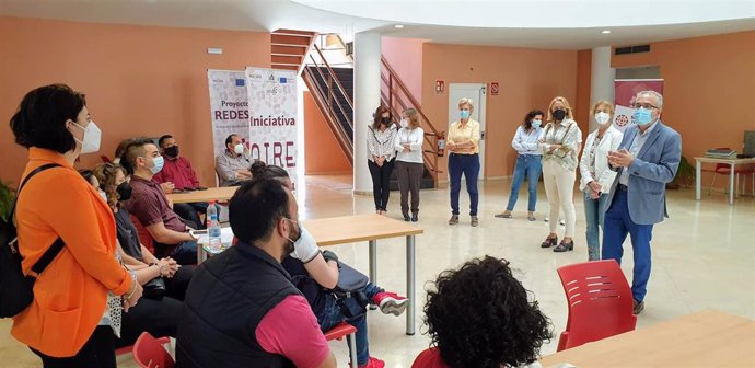 Ayuntamiento de Sevilla destaca el buen funcionamiento del plan de empleo para desinfección de centros educativos