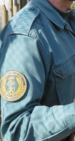 Archivo - Un agente del Seprona.