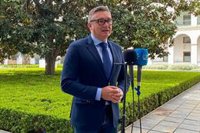 Vox se reafirma en pedir elecciones anticipadas en Andalucía ante la "inestabilidad" de Cs