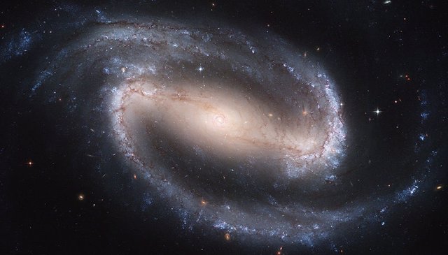 NGC 1300, una galaxia espiral barrada.