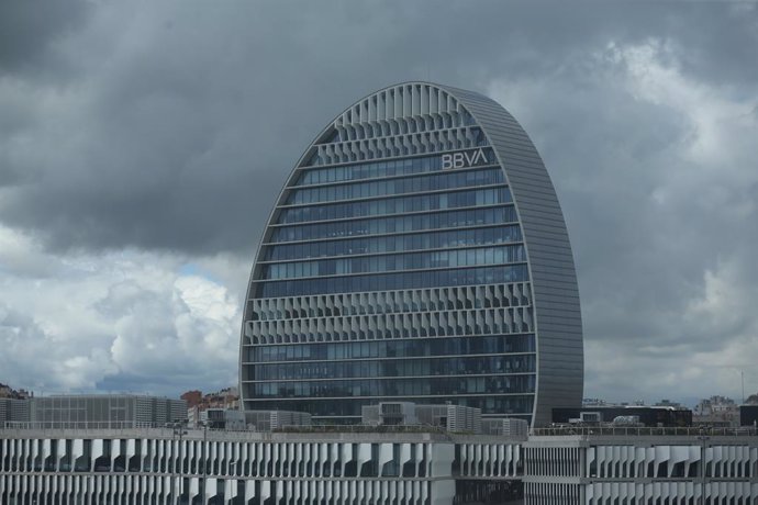 Edifici de la seu de BBVA a Madrid, conegut com 'La Vela', a 22 d'abril de 2021, a Madrid (Espanya).