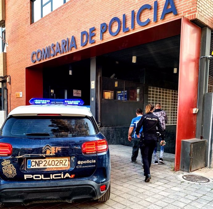 La Policía Nacional detiene a cuatro personas por un delito contra la salud pública en una pedanía de El Palmar (Murcia)