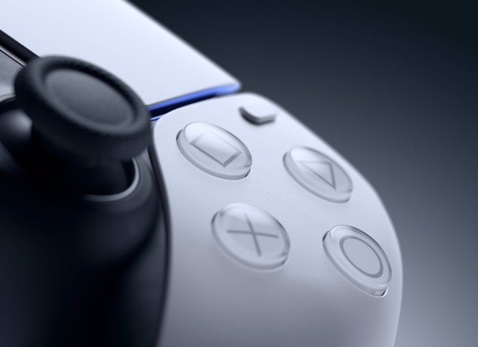Archivo - Mando DualSense de PlayStation 5 (PS5)