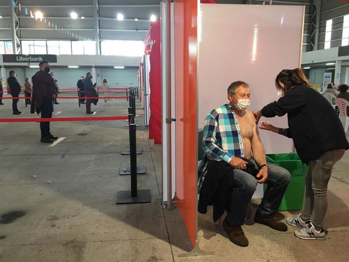 Vacunación masiva área sanitaria VII.