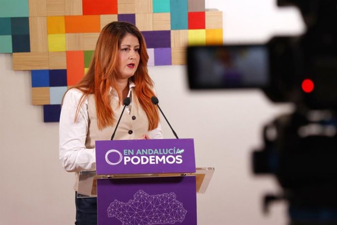 La coportavoz de Podemos Andalucía Susana Serrano, en rueda de prensa.