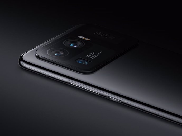 Xiaomi Mi 11 Ultra.