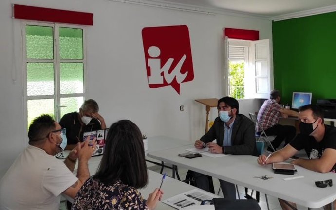 Sánchez y responsables de Adelante Gerena abordan la necesidad de un plan de turismo rural