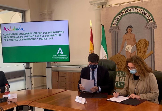 Convenio entre Consejería de Turismo y Prodetur para promocionar el destino de la provincia