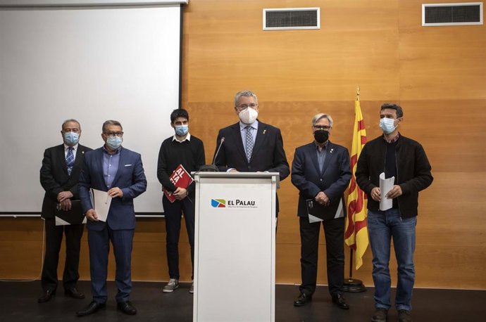 Alcaldes de Tarragona piden la liberación de las mercancías por la costa.