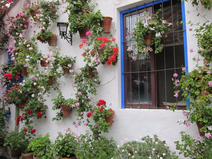 Archivo - Los patios, uno de los principales atractivos turísticos de Córdoba